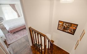 Apartament Ultra-Central Elegant + Free Parking + Self Check-In